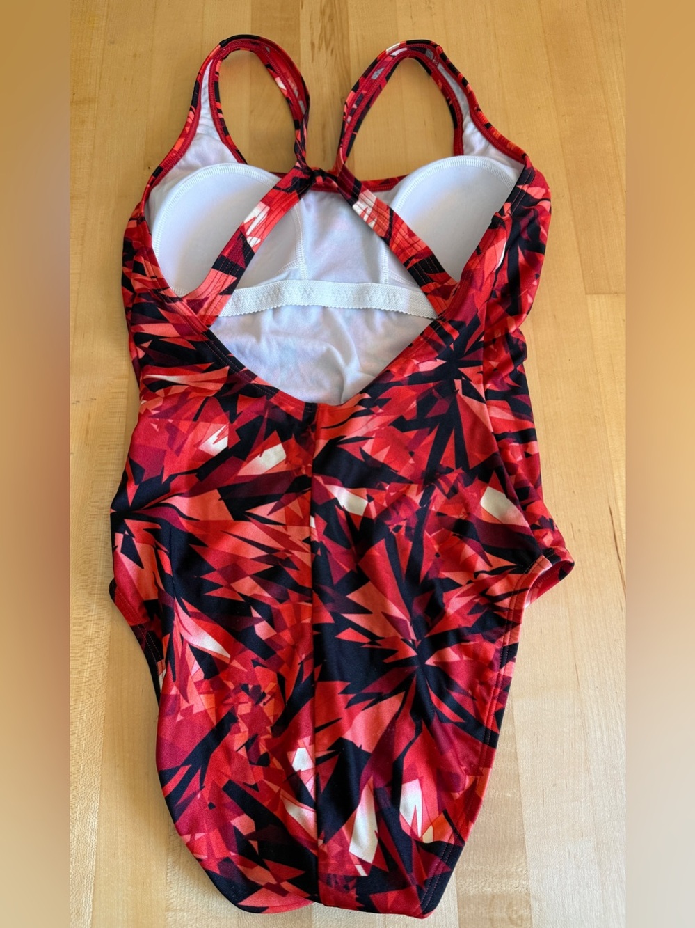 Speedo Red & Black Abstract Print One Piece Swimsuit - Ladies Size 10 *EUC* - Picture 4 of 10